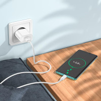 Адаптер мережевий HOCO Fighter single port charger C109A |1USB, 18W/3A, QC|