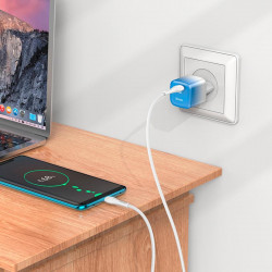 Адаптер мережевий Hoco single port charger C101A |Type-C, PD, 3A/20W|